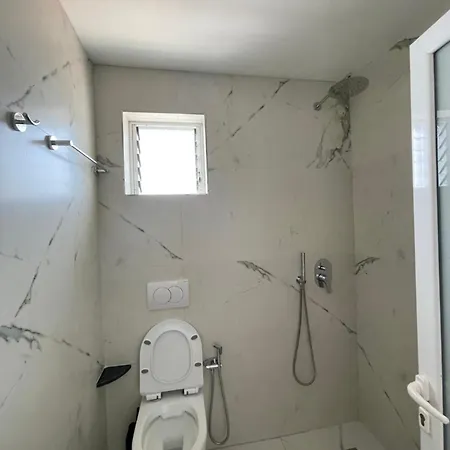 Bega Apartment Ksamil
