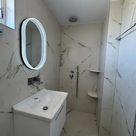 Bega Apartment Ksamil